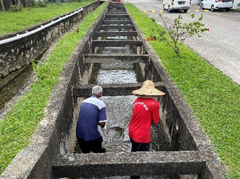 Regular drain cleaning (Penang FIZ2 Factory)