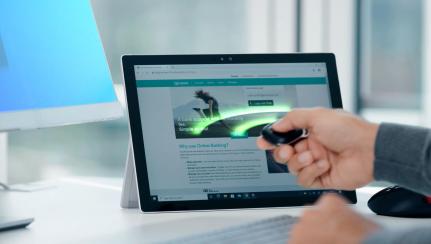 DA14683 unlocks highest security and convenience in authentication