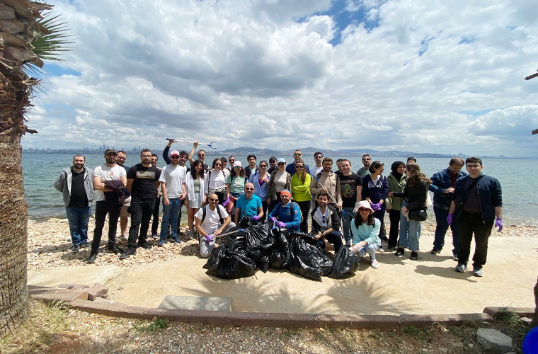 Beach Cleaning (Turkey and Japan)