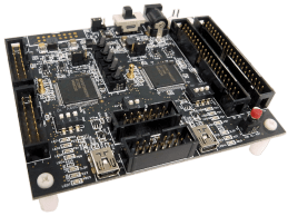 RTK0EF0058D02001BJ Board with Two RX72N MCUs