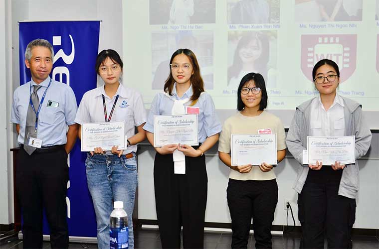 STEM分野の女子学生向け奨学金制度