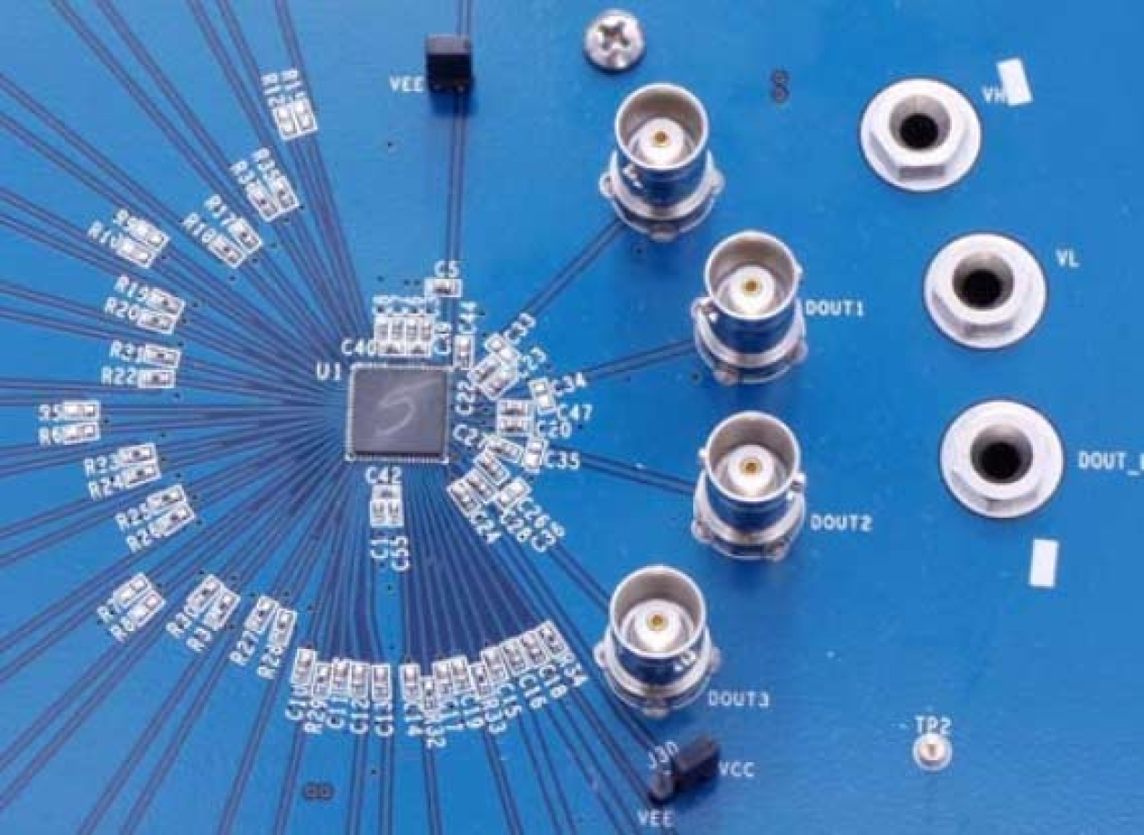 ISL55100A Pin Electronics Driver/Window Comparator Eval Board
