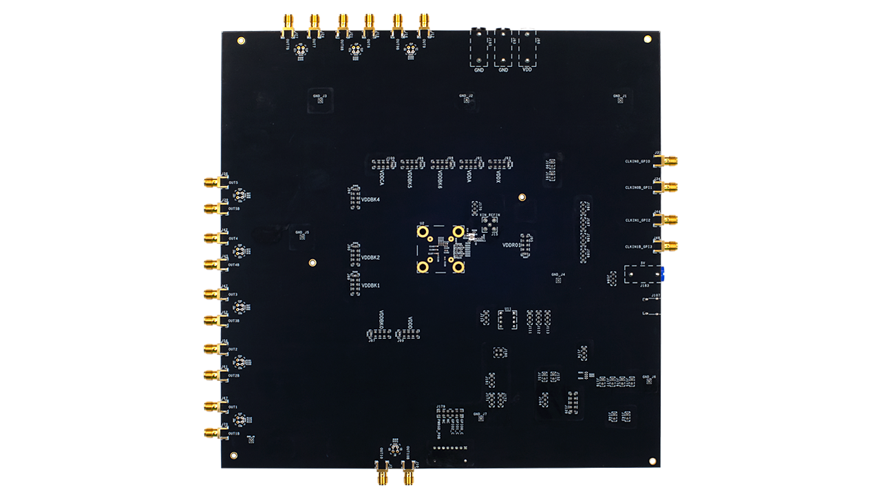 RC31309-EVB 评估板的底视图。