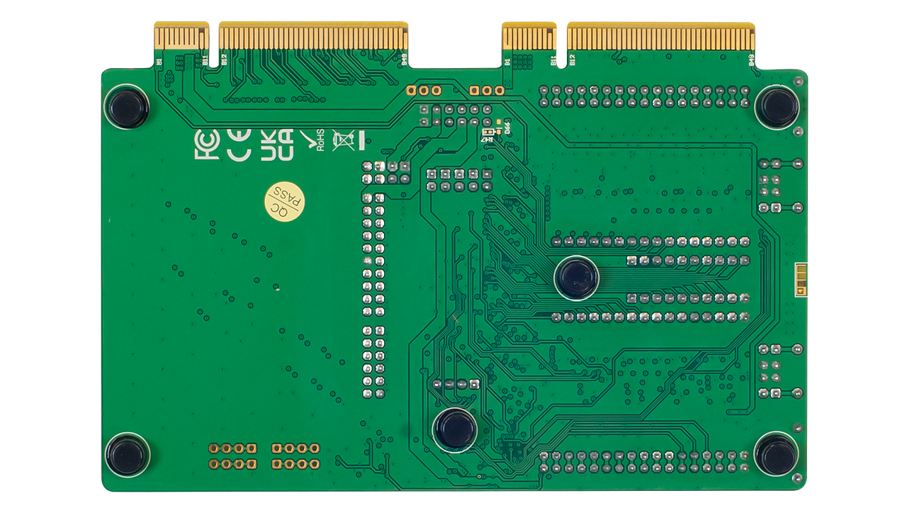 SLG4EXTCARD1 GreenPAK™ 扩展卡 #1 - 底视图