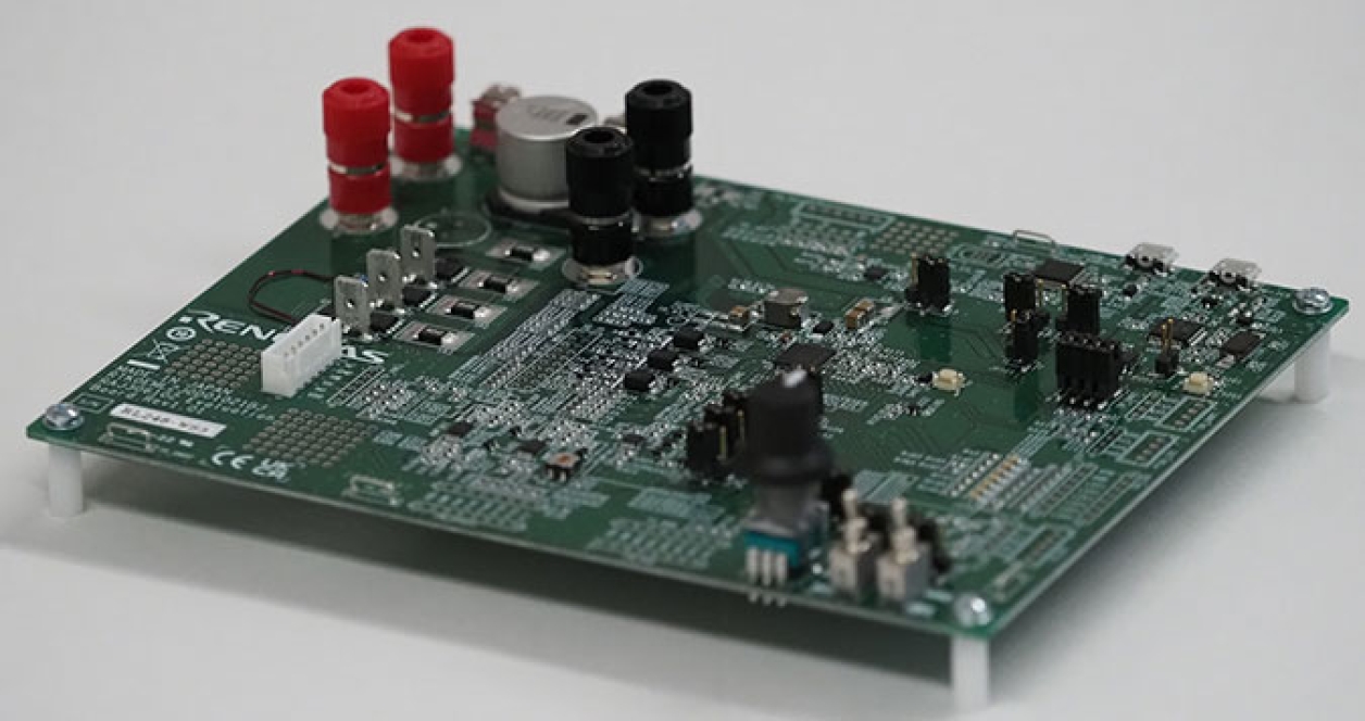 RAJ306102 General-Purpose Motor Control Evaluation Board - Side View
